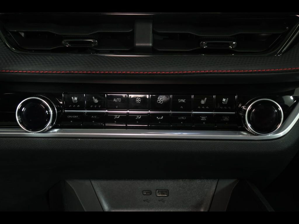 New 2026 Chevrolet Equinox RS w/ Convenience Package III image 15