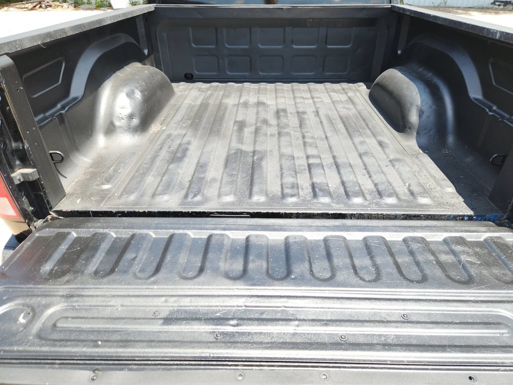 Used 2021 RAM 1500 Classic SLT RWD image 24
