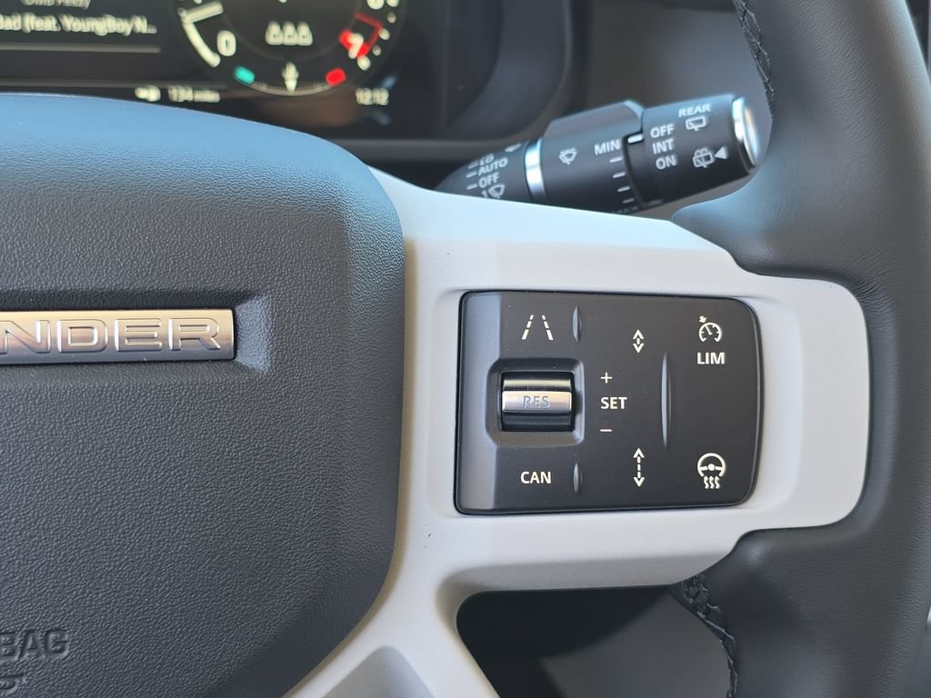 New 2026 Land Rover Defender 110 S AWD/4WD image 18