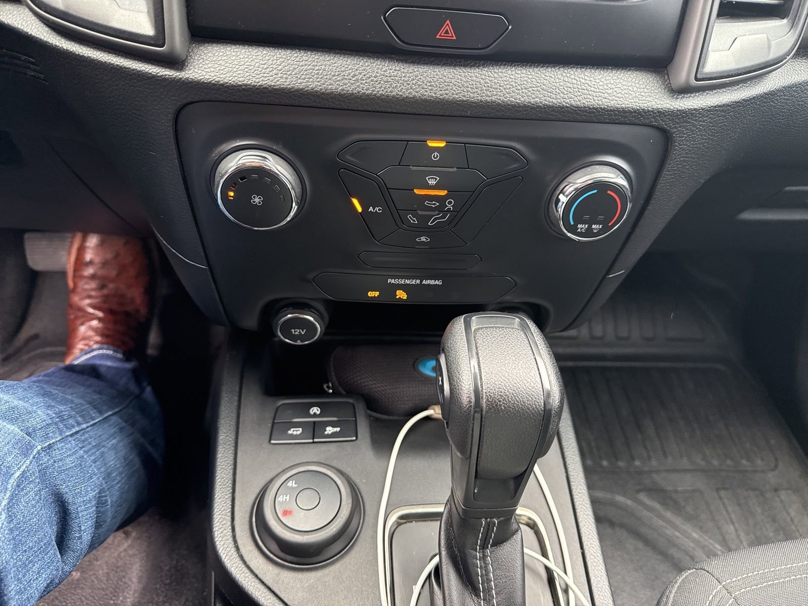 Used 2019 Ford Ranger XL w/ Equipment Group 101A Mid image 16