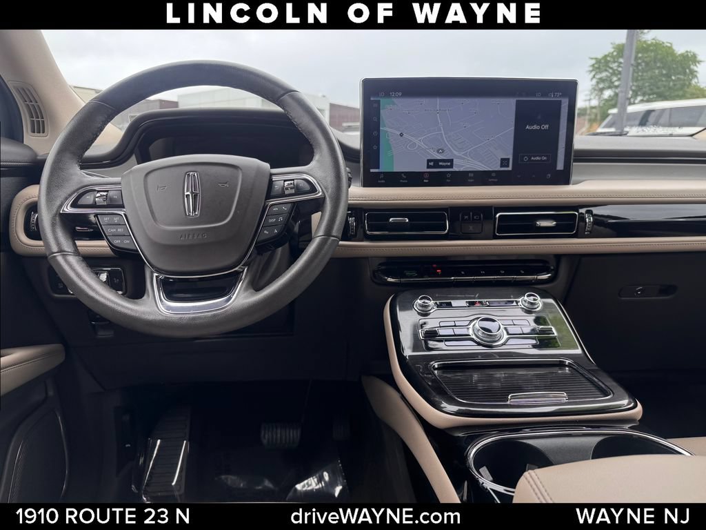 Certified 2022 Lincoln Nautilus AWD w/ Premium Package image 24