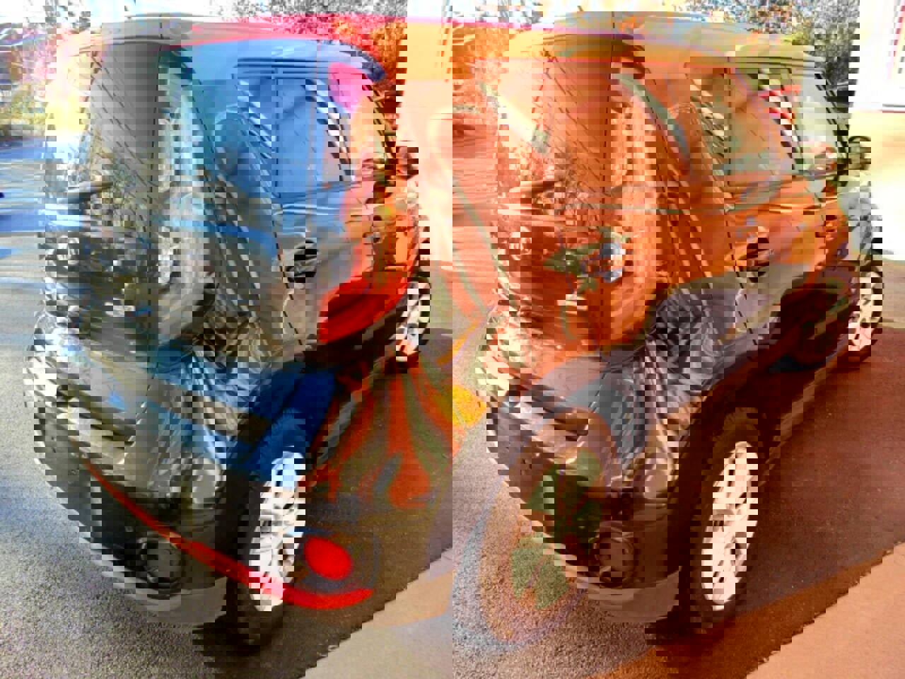 Used 2015 Kia Soul EV + image 22