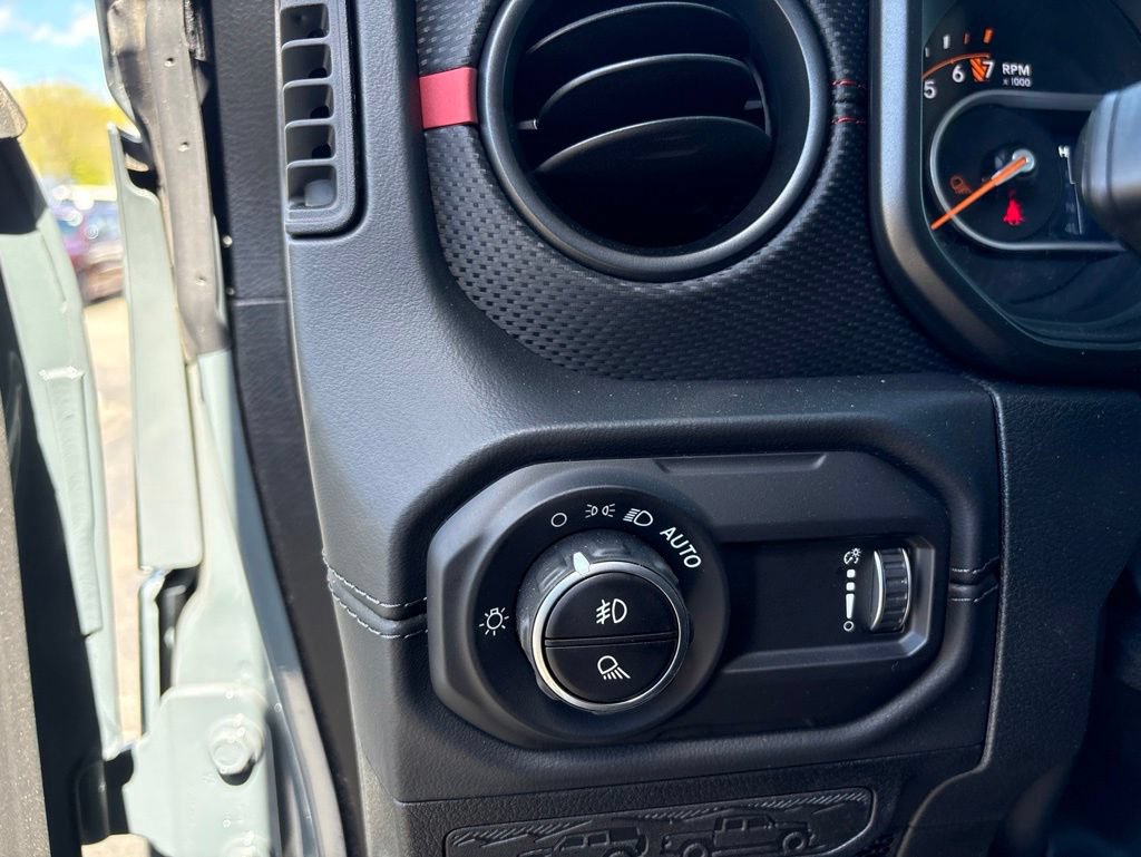 New 2026 Jeep Gladiator Rubicon AWD/4WD image 21
