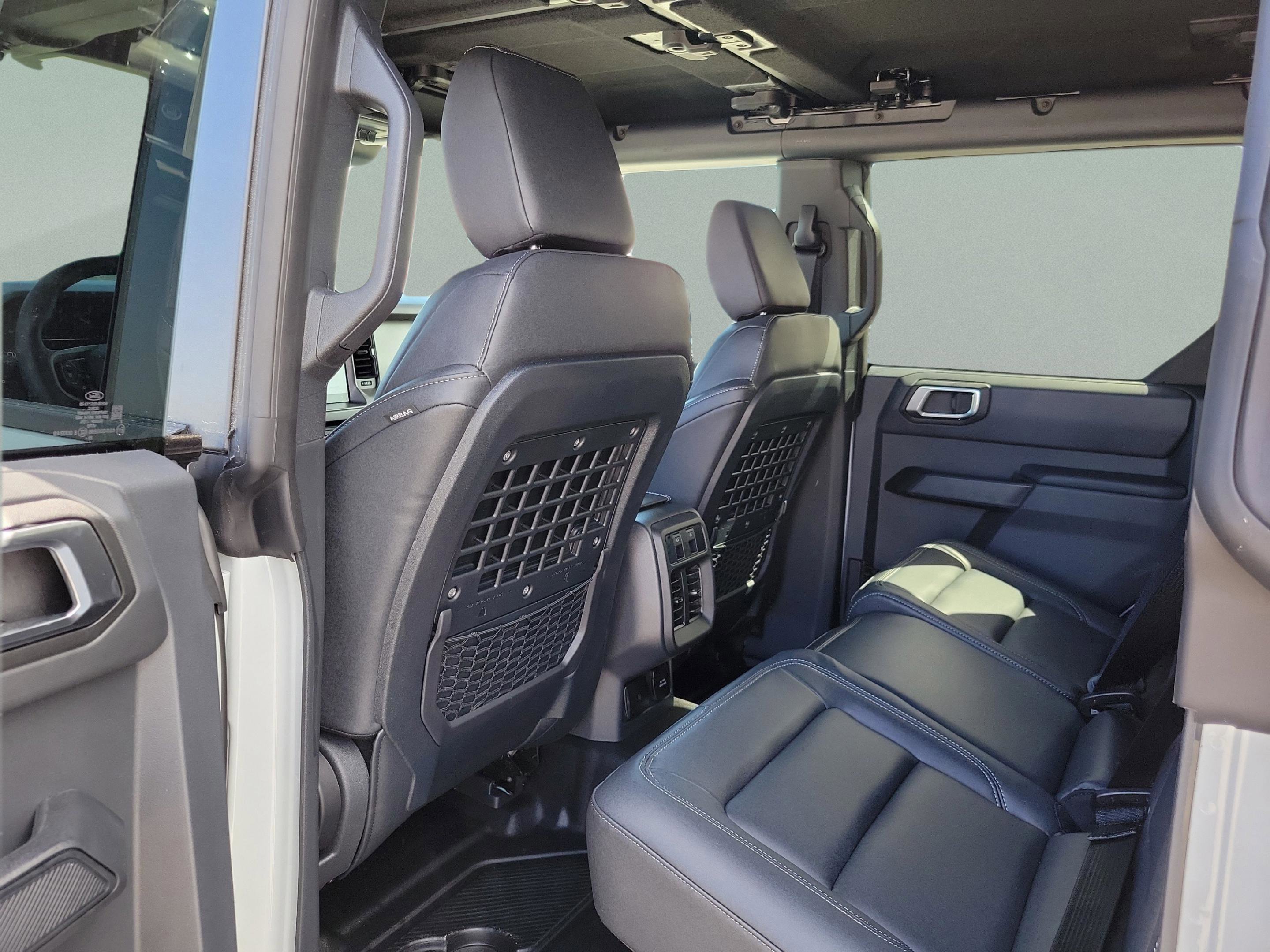 New 2026 Ford Bronco Big Bend w/ Black Diamond Package AWD/4WD image 9