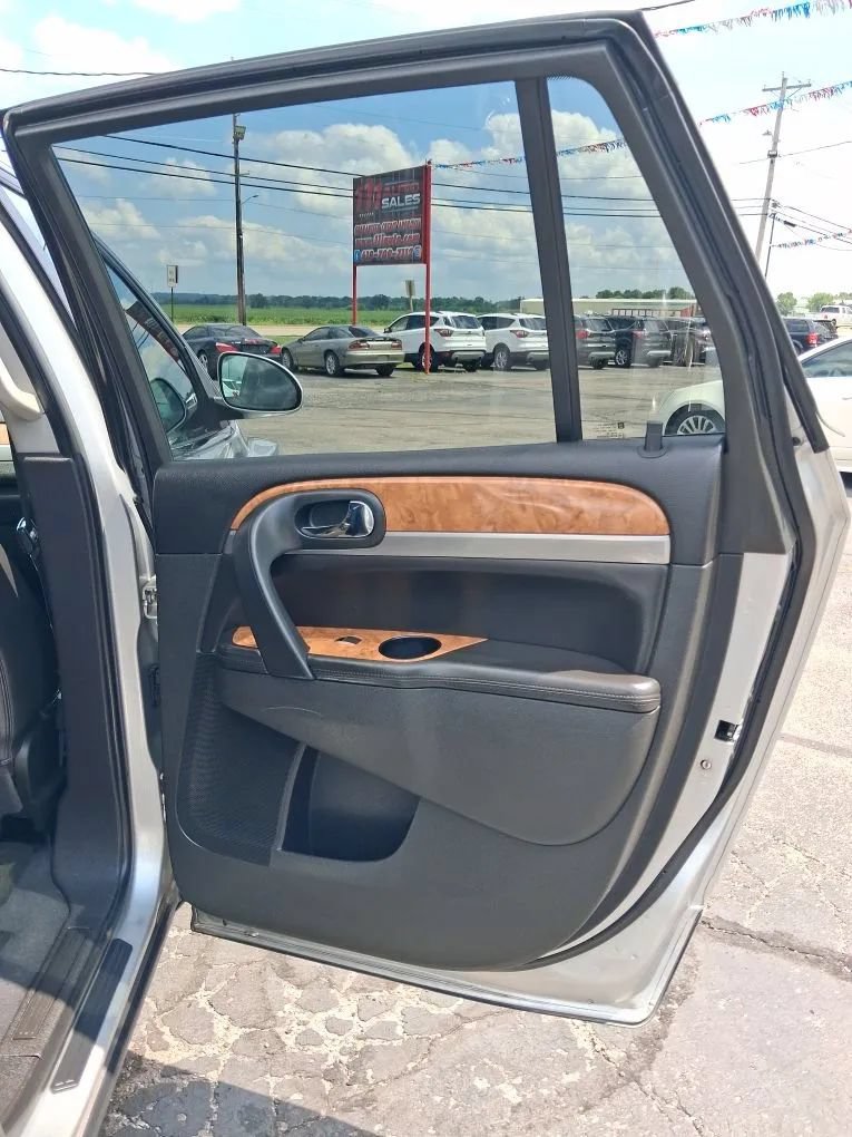 Used 2012 Buick Enclave Leather FWD image 25