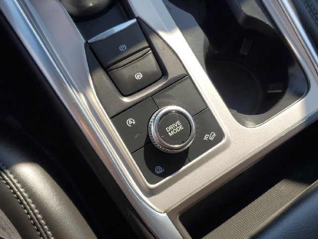 Used 2024 Ford Explorer XLT w/ Equipment Group 202A AWD/4WD image 33