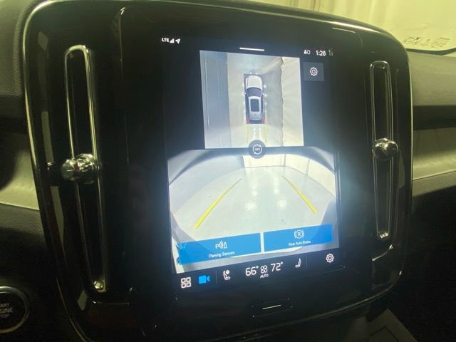 Used 2025 Volvo XC40 B5 Plus AWD/4WD image 26