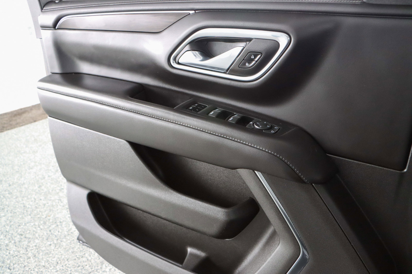 Used 2023 Chevrolet Tahoe Z71 image 25