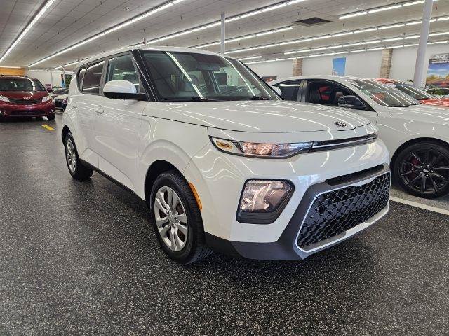 Used 2020 Kia Soul LX FWD image 3