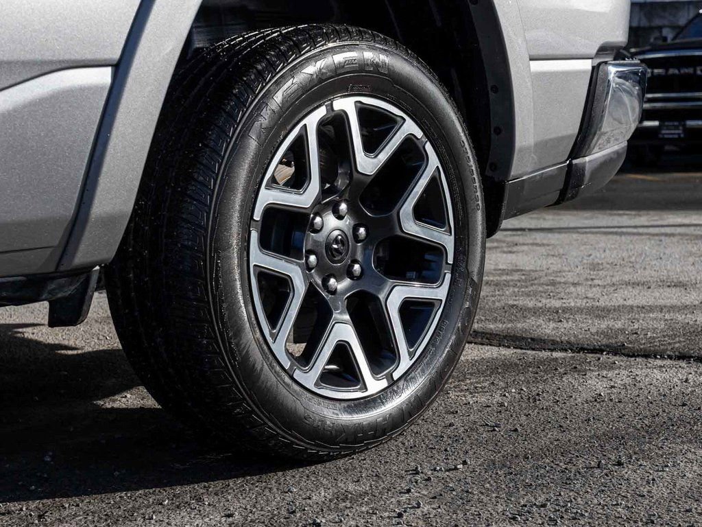 Used 2025 RAM 1500 Laramie image 8