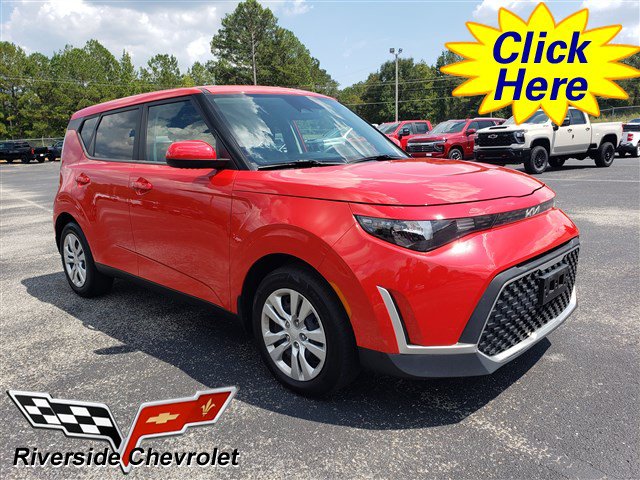 Used 2023 Kia Soul LX FWD image 1