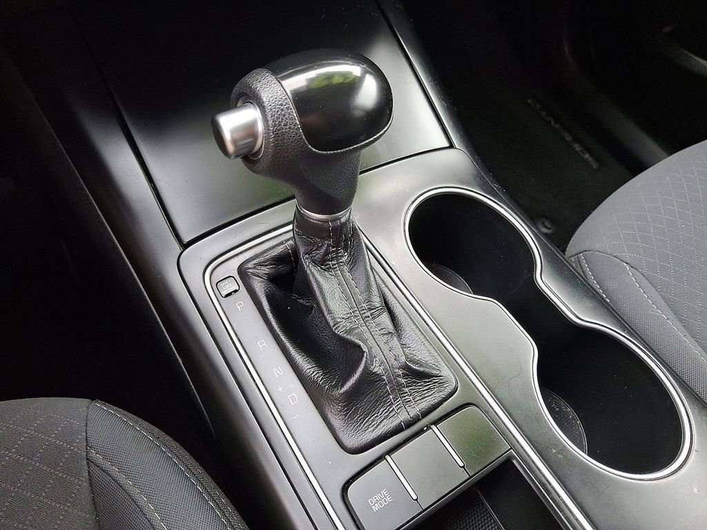 Used 2017 Kia Sorento LX image 16