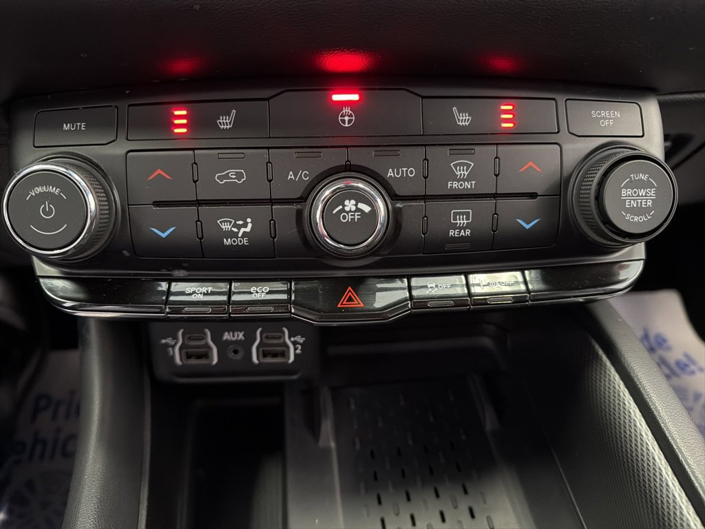 Certified 2025 Dodge Durango R/T w/ Blacktop Package AWD/4WD image 15