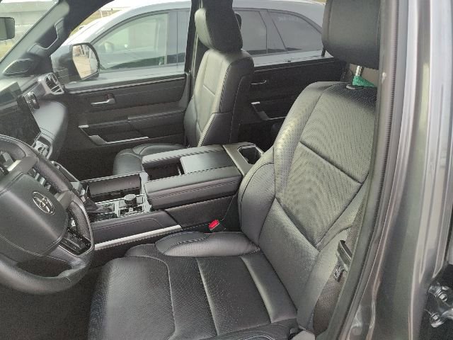 Used 2023 Toyota Sequoia Platinum image 28