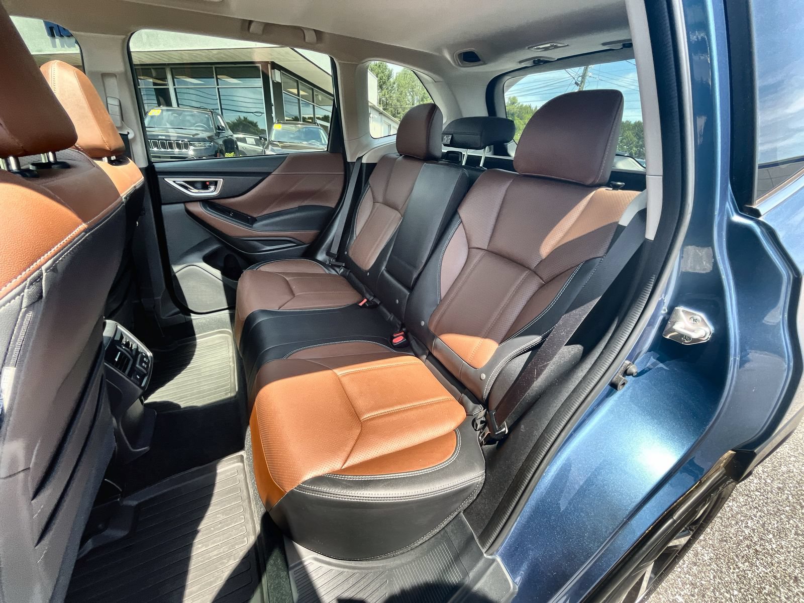 Used 2022 Subaru Forester Touring AWD/4WD image 27