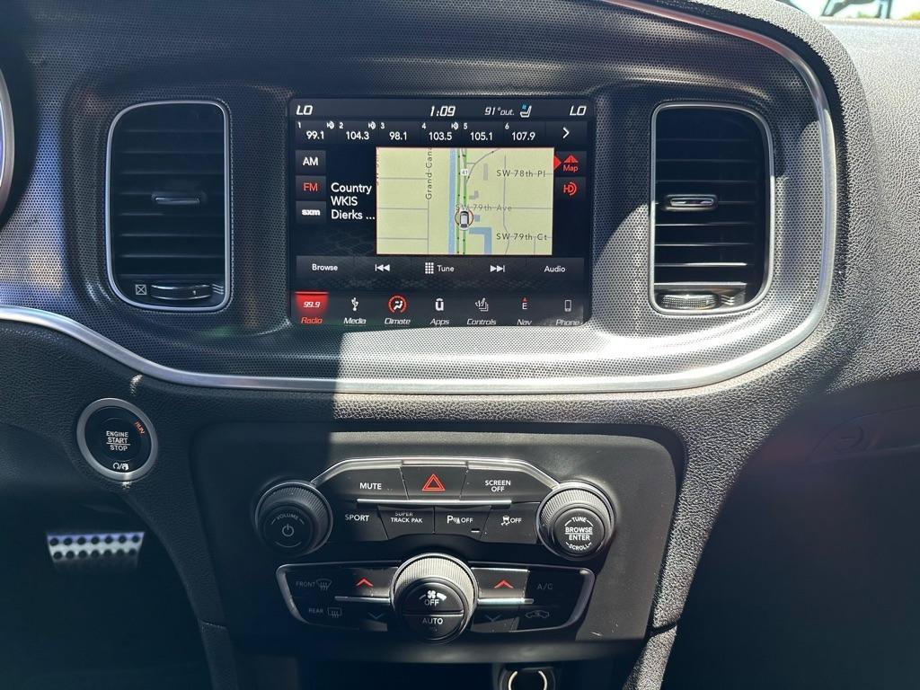 Used 2018 Dodge Charger R/T RWD image 19
