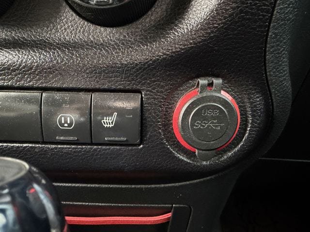 Used 2017 Jeep Wrangler Unlimited Rubicon image 21