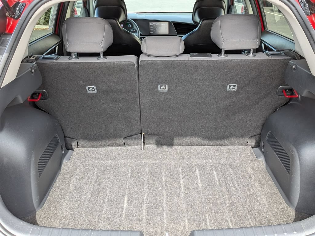 Used 2025 Kia Niro LX FWD image 29