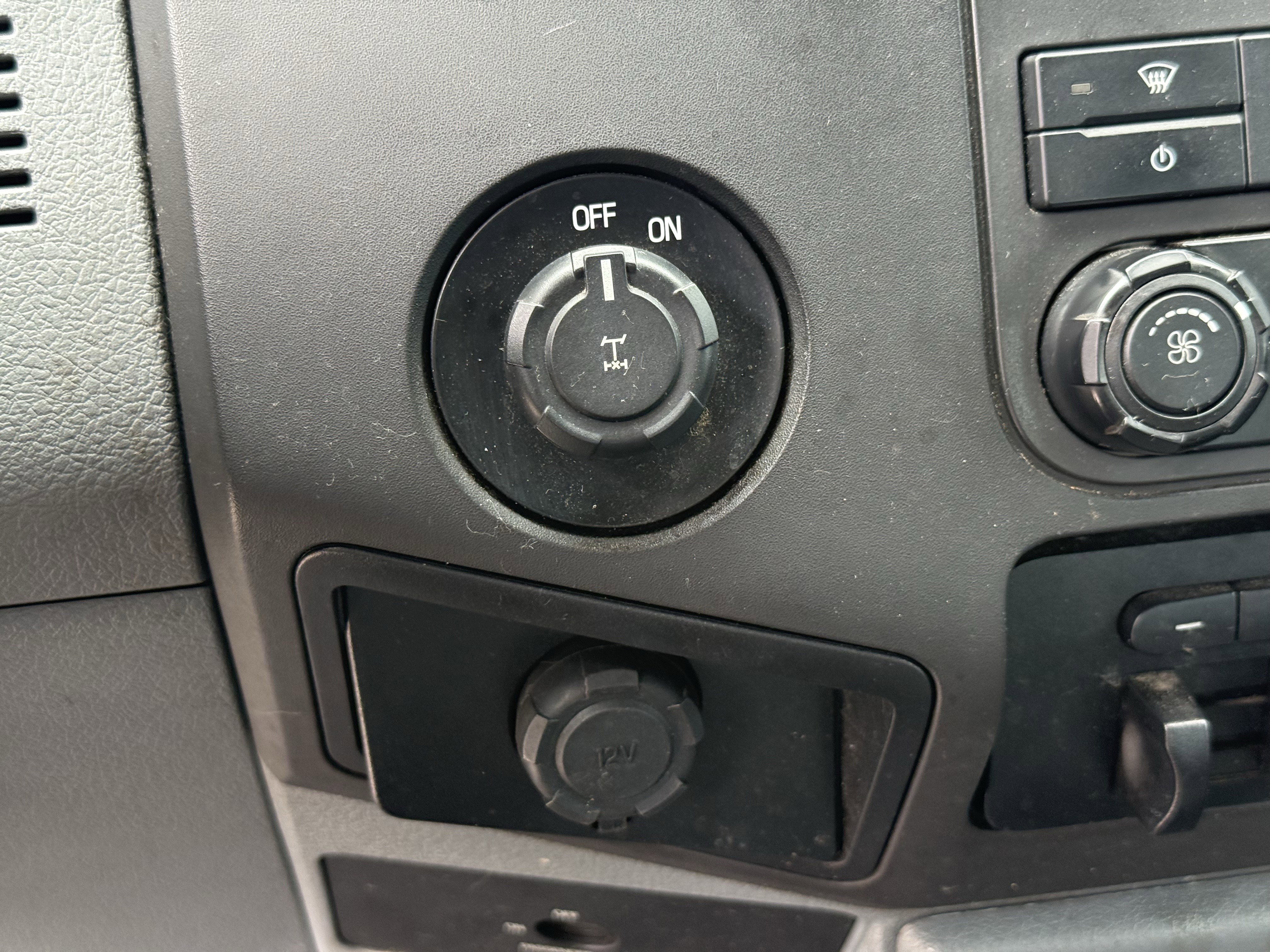 Used 2015 Ford F250 XL w/ Power Equipment Group RWD image 22