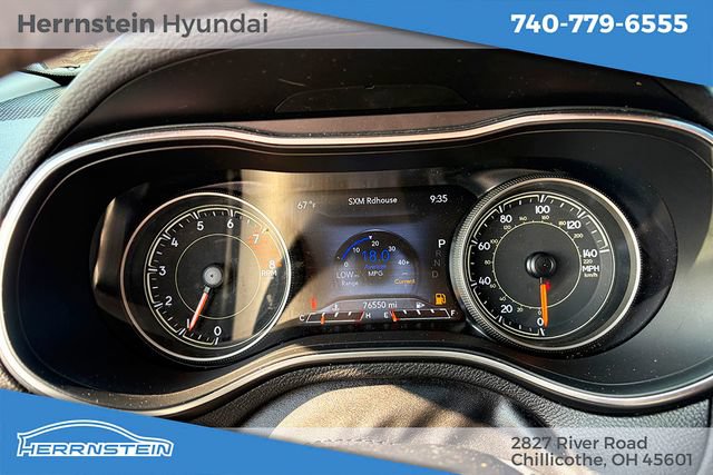 Used 2019 Jeep Cherokee Trailhawk AWD/4WD image 17