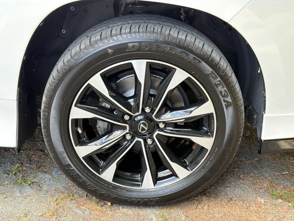 Used 2021 Lexus LX 570 4WD w/ Sport Package image 8