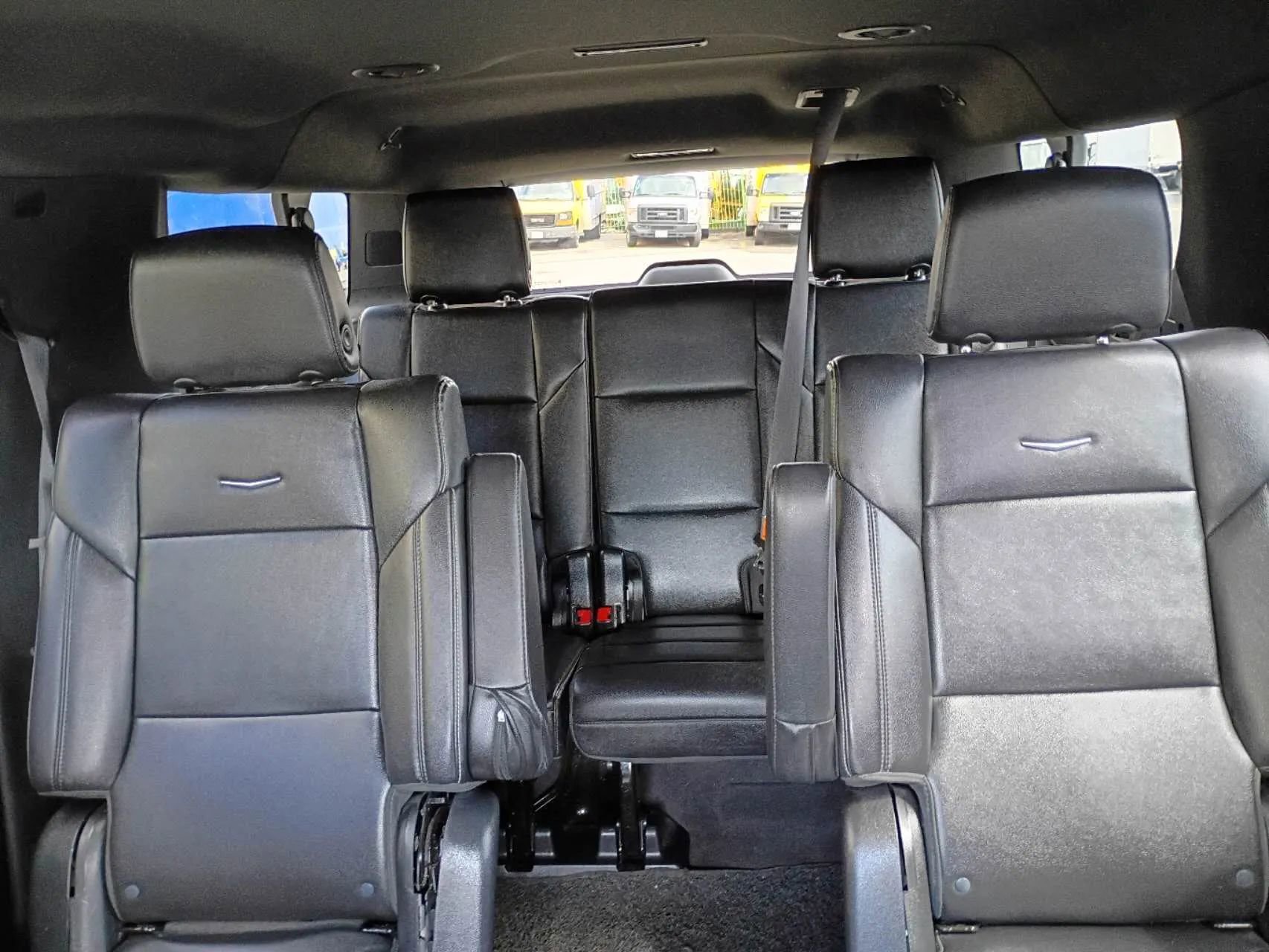 Used 2023 Cadillac Escalade ESV Luxury image 14