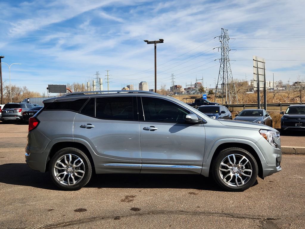 Used 2023 GMC Terrain Denali image 23