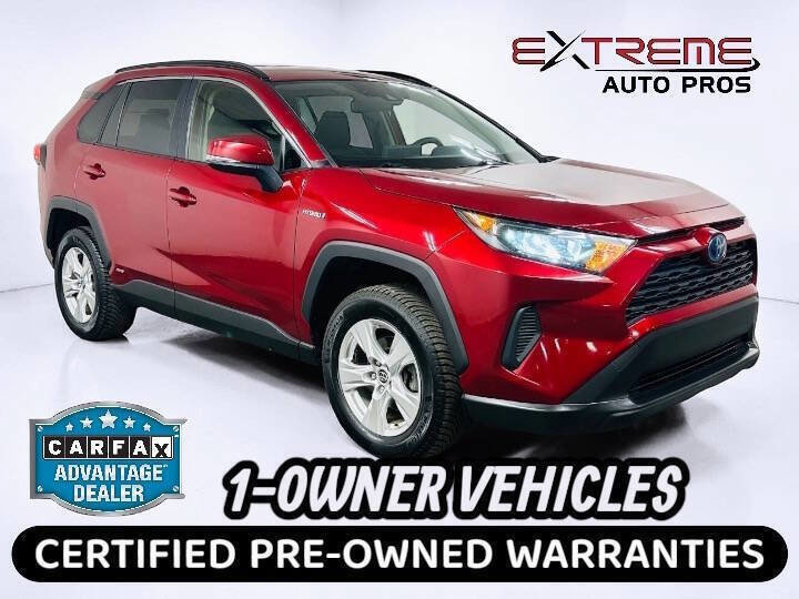 Used 2019 Toyota RAV4 LE w/ Carpet Mat Package AWD/4WD image 1