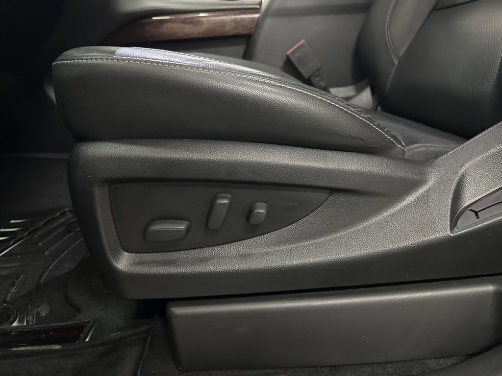 Used 2020 GMC Yukon XL SLT w/ Open Road Package image 34