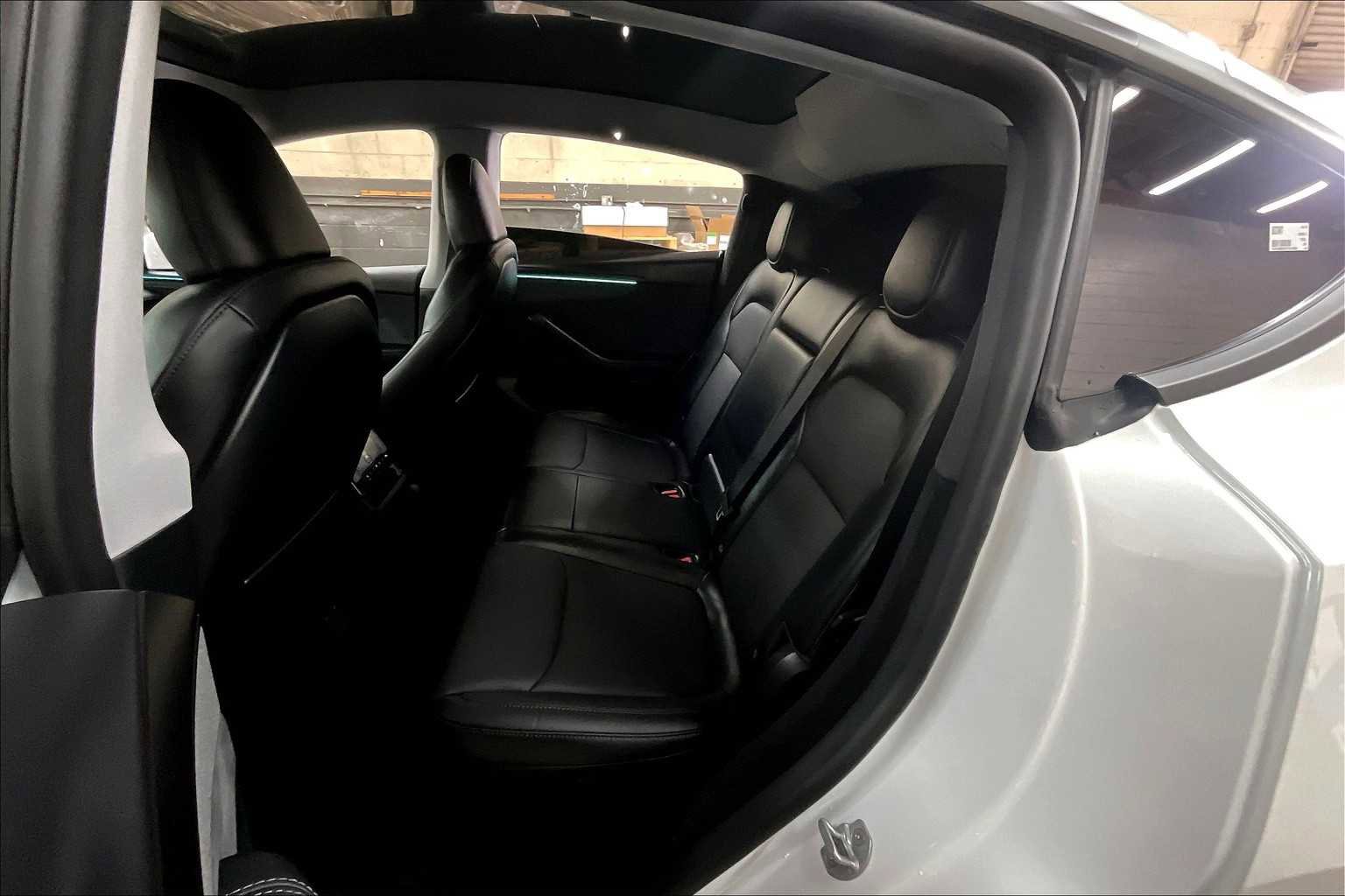 Used 2026 Tesla Model Y 2WD image 28
