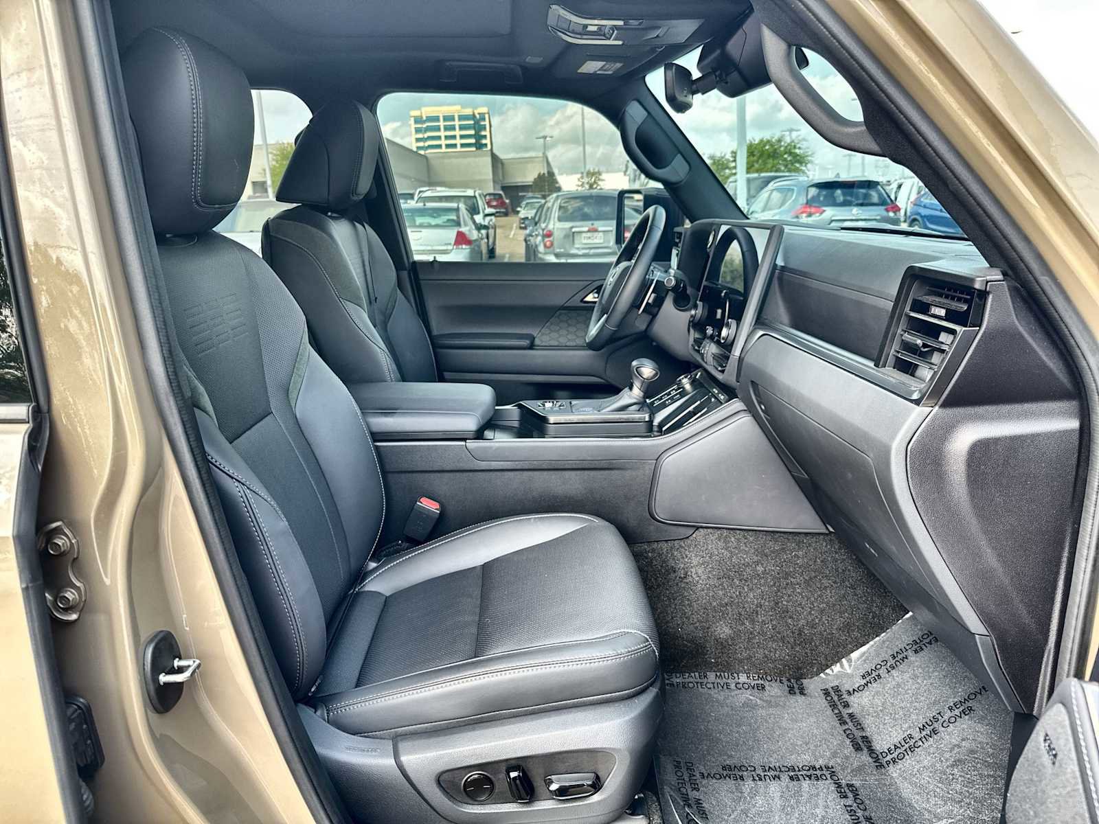 Used 2025 Lexus GX 550 image 9