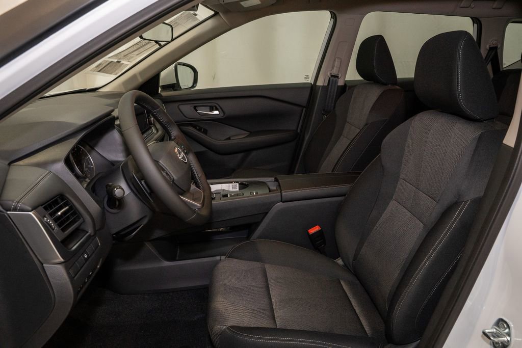 New 2026 Nissan Rogue SV image 12