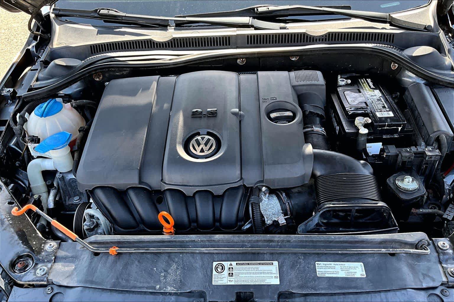 Used 2013 Volkswagen Jetta SE FWD image 32