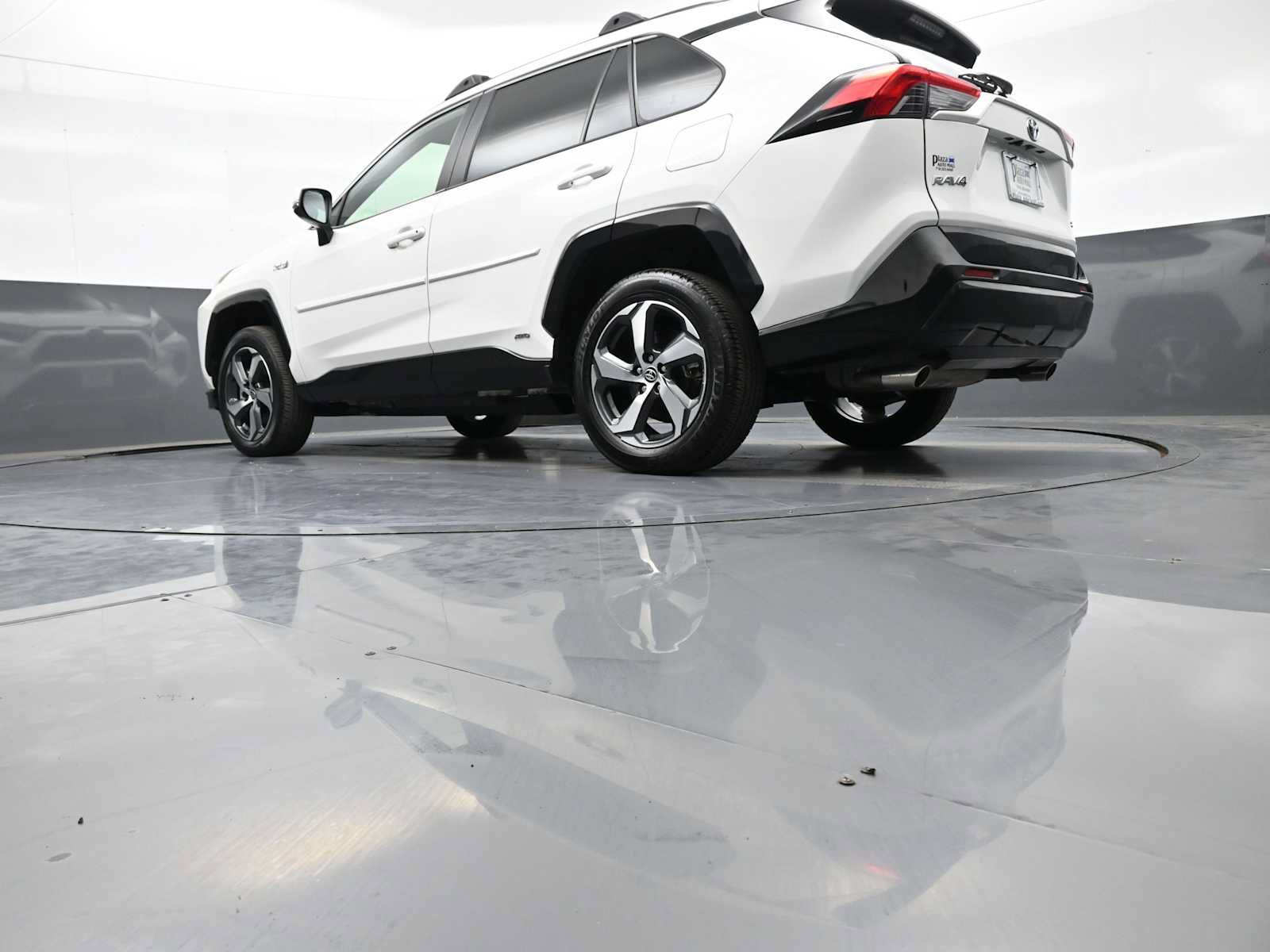 Certified 2023 Toyota RAV4 SE w/ Weather & Moonroof Package AWD/4WD image 32