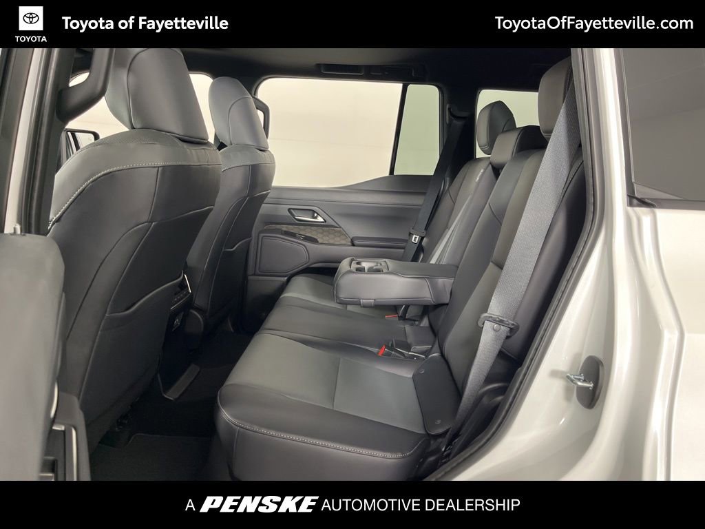 Used 2026 Lexus GX 550 w/ Cold Area Package image 26