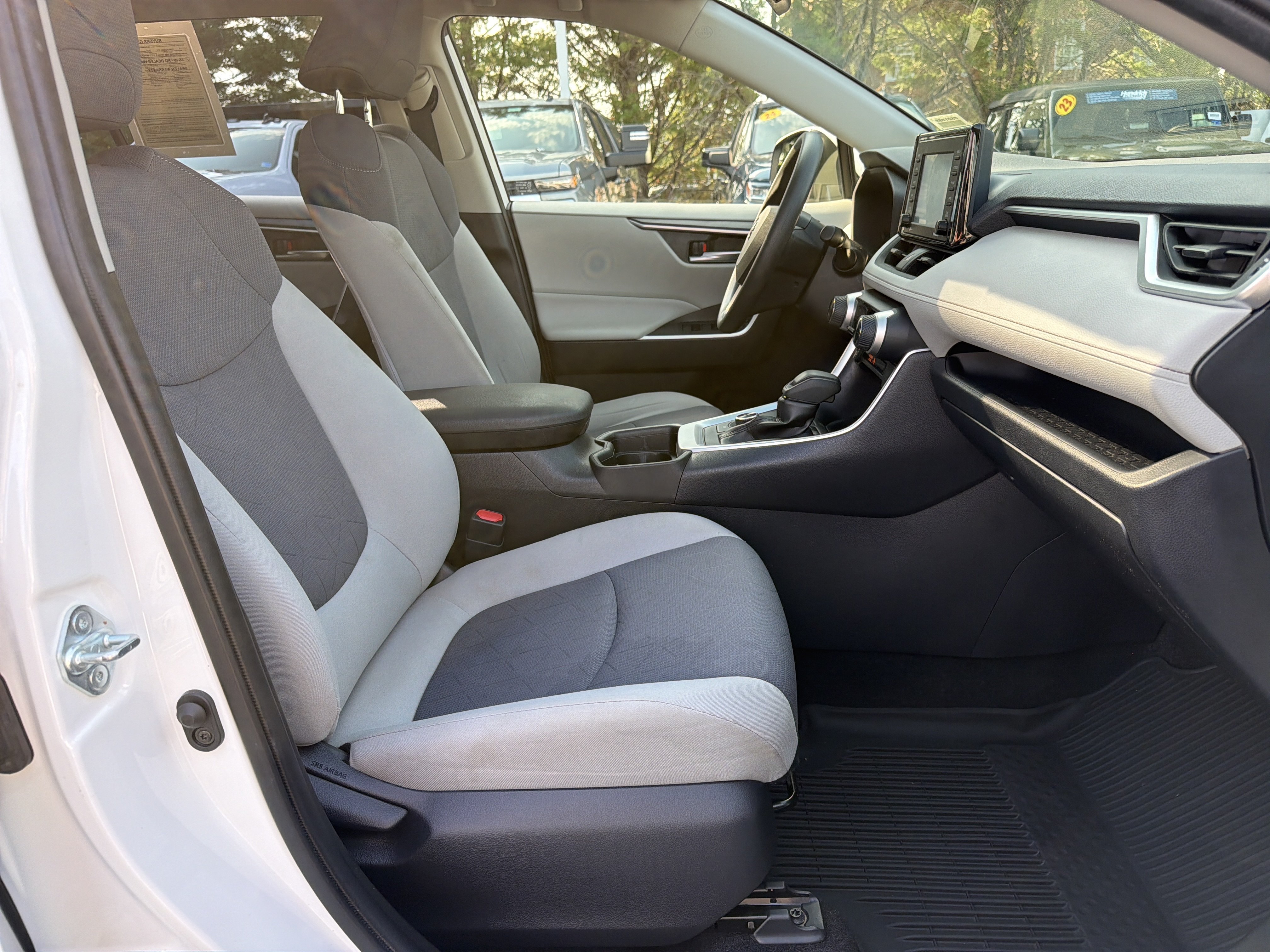 Used 2020 Toyota RAV4 XLE w/ Convenience Package AWD/4WD image 35