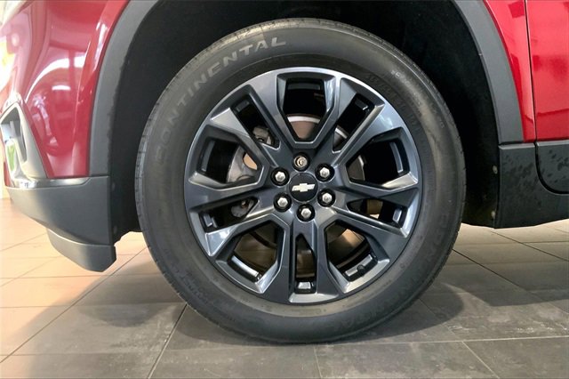 Used 2020 Chevrolet Traverse RS image 9