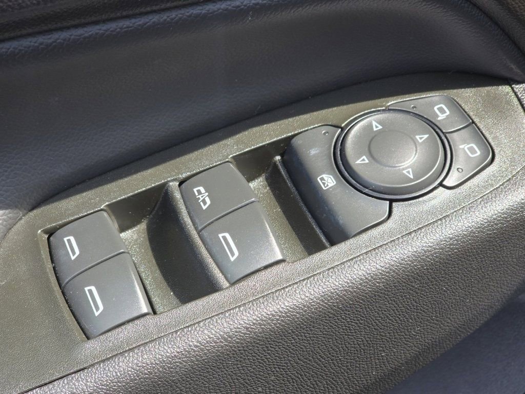Used 2024 Chevrolet Equinox LT w/ LPO, Floor Liner Package AWD/4WD image 21