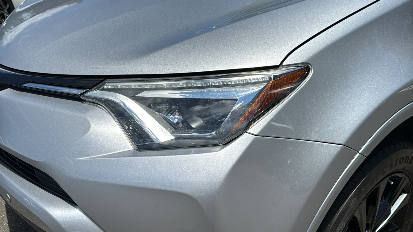 Used 2017 Toyota RAV4 Platinum w/ All Weather Liner Package AWD/4WD image 8