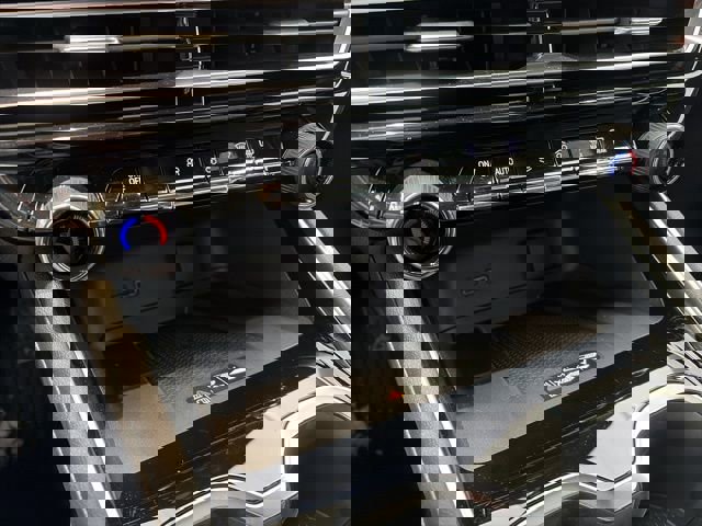 New 2026 Chevrolet Traverse LT w/ Midnight/Sport Edition image 22