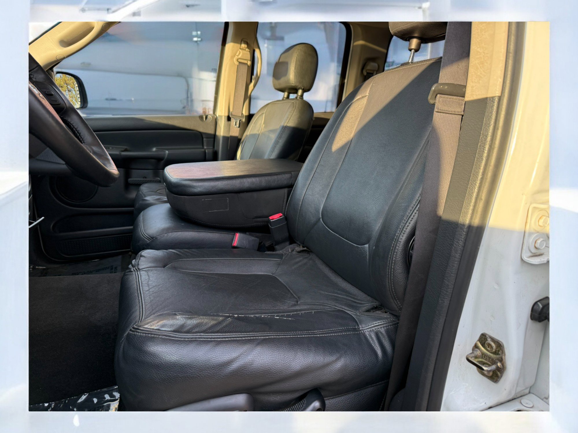 Used 2005 Dodge Ram 1500 Truck SLT image 15