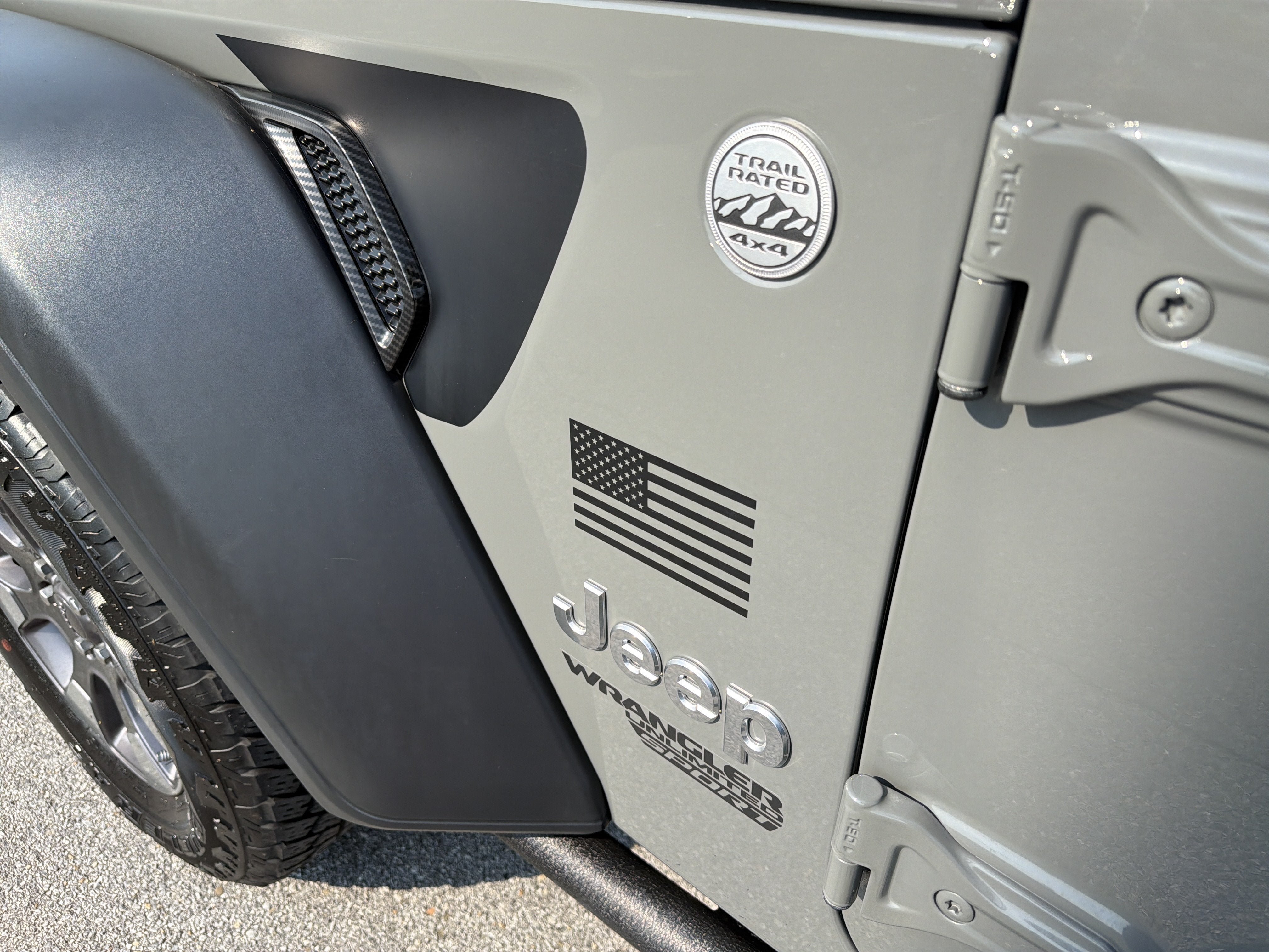 Used 2018 Jeep Wrangler Unlimited Sport S AWD/4WD image 14