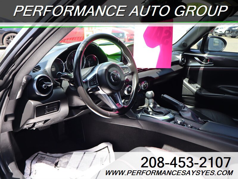 Used 2018 MAZDA MX-5 Miata RF Grand Touring RWD image 13