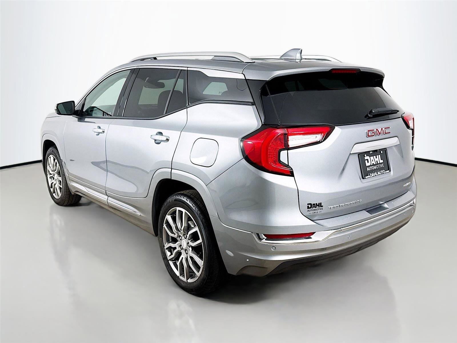 Used 2023 GMC Terrain Denali w/ LPO, Floor Liner Package image 5