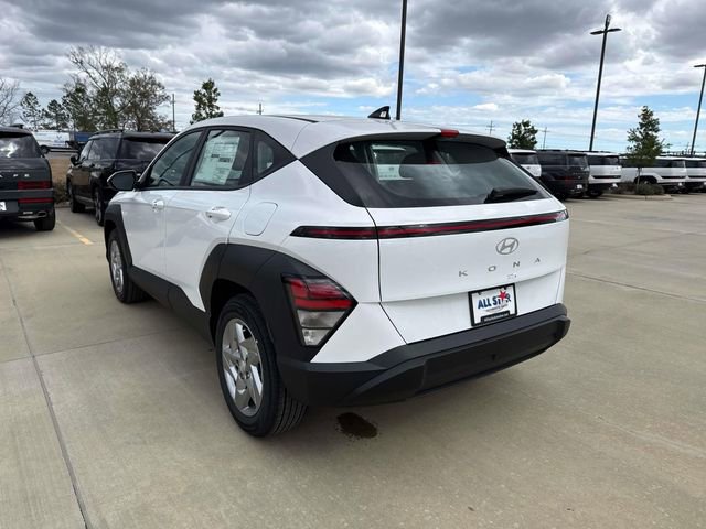 New 2026 Hyundai Kona SE image 8