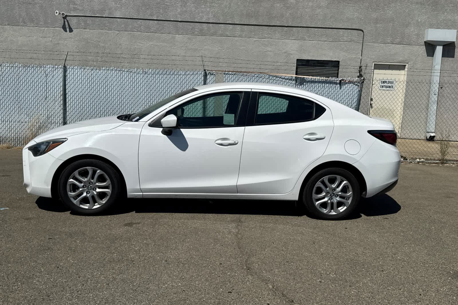 Used 2018 Toyota Yaris iA FWD video 2
