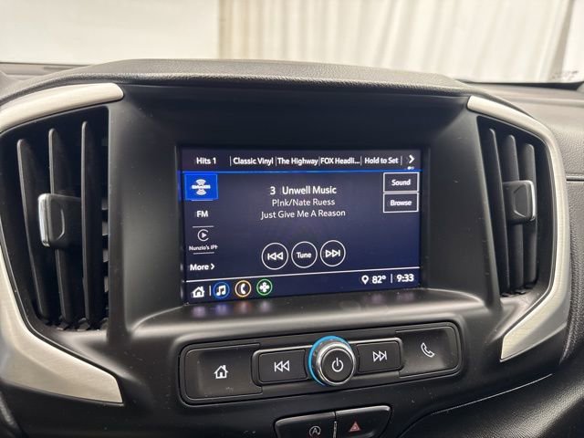 Used 2022 GMC Terrain SLE image 19