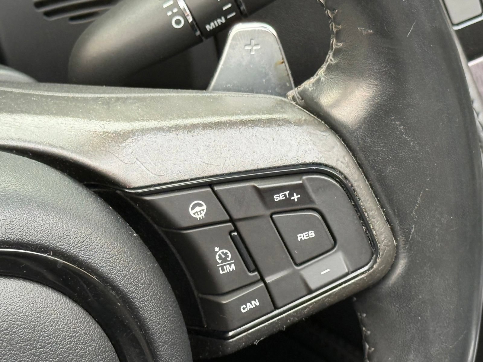 Used 2016 Jaguar F-TYPE R AWD/4WD image 30