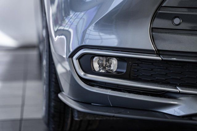 New 2026 Toyota Sienna Platinum image 14