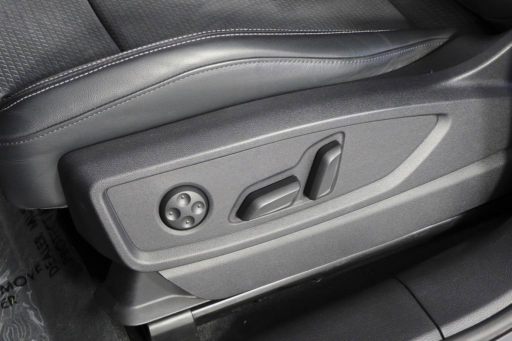 Used 2023 Audi Q5 e Premium Plus w/ Premium Plus Package AWD/4WD image 23